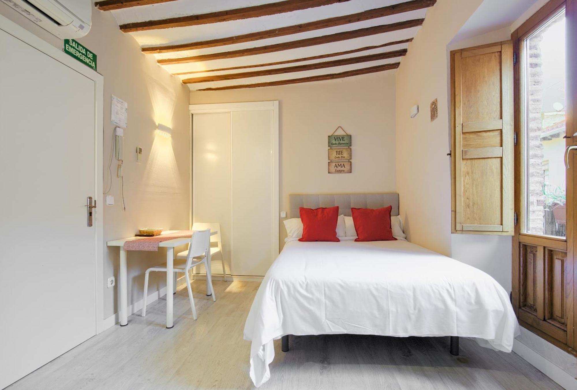 Apartamentos Ryc Alcala de Henares Ngoại thất bức ảnh