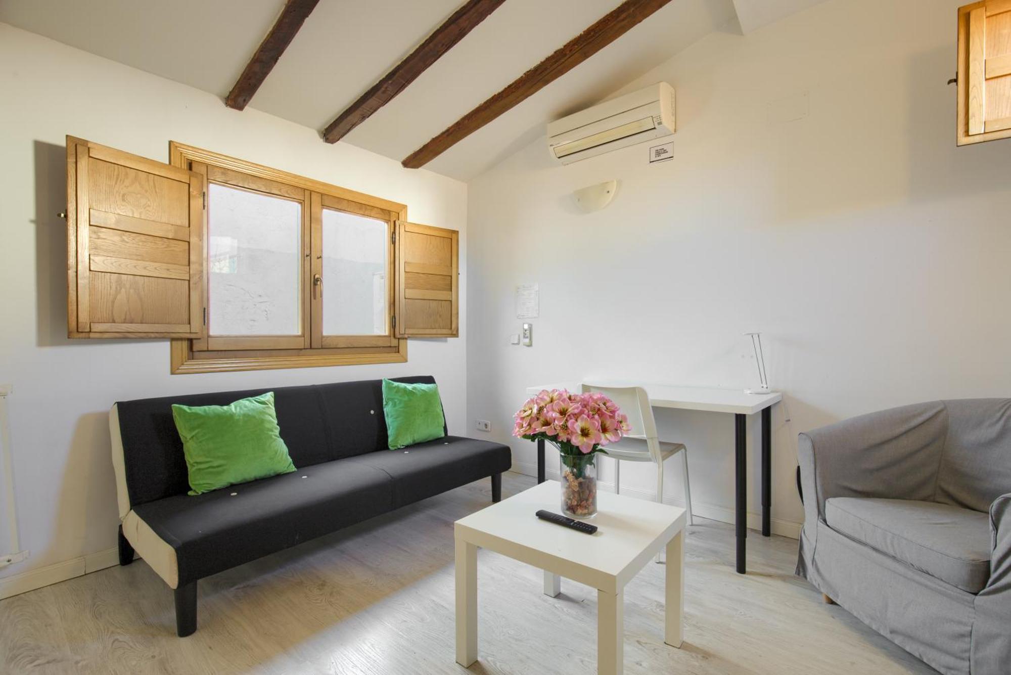 Apartamentos Ryc Alcala de Henares Ngoại thất bức ảnh